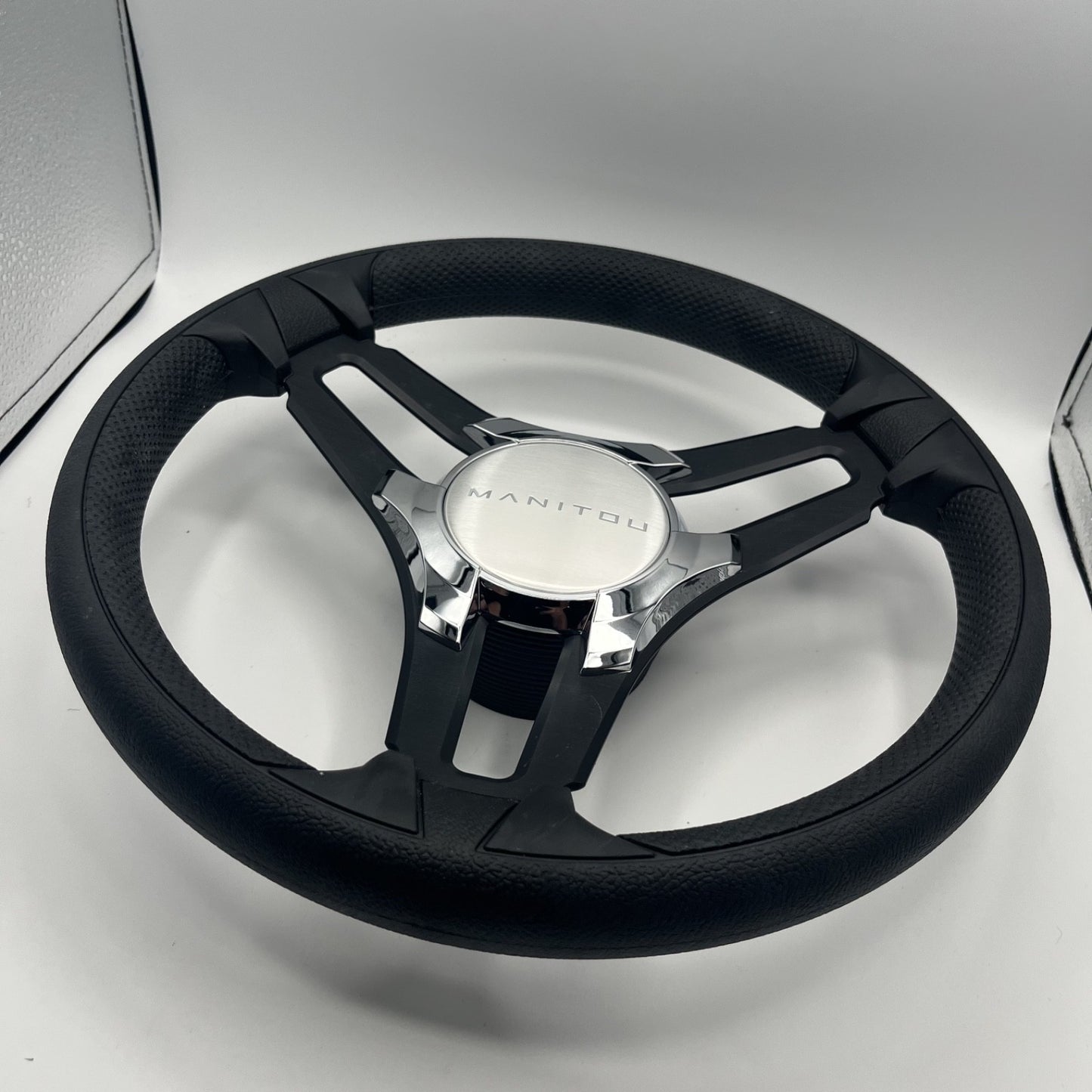 Gussi Italia Marine Steering Wheel Black Brush Metal Spokes | Manitou