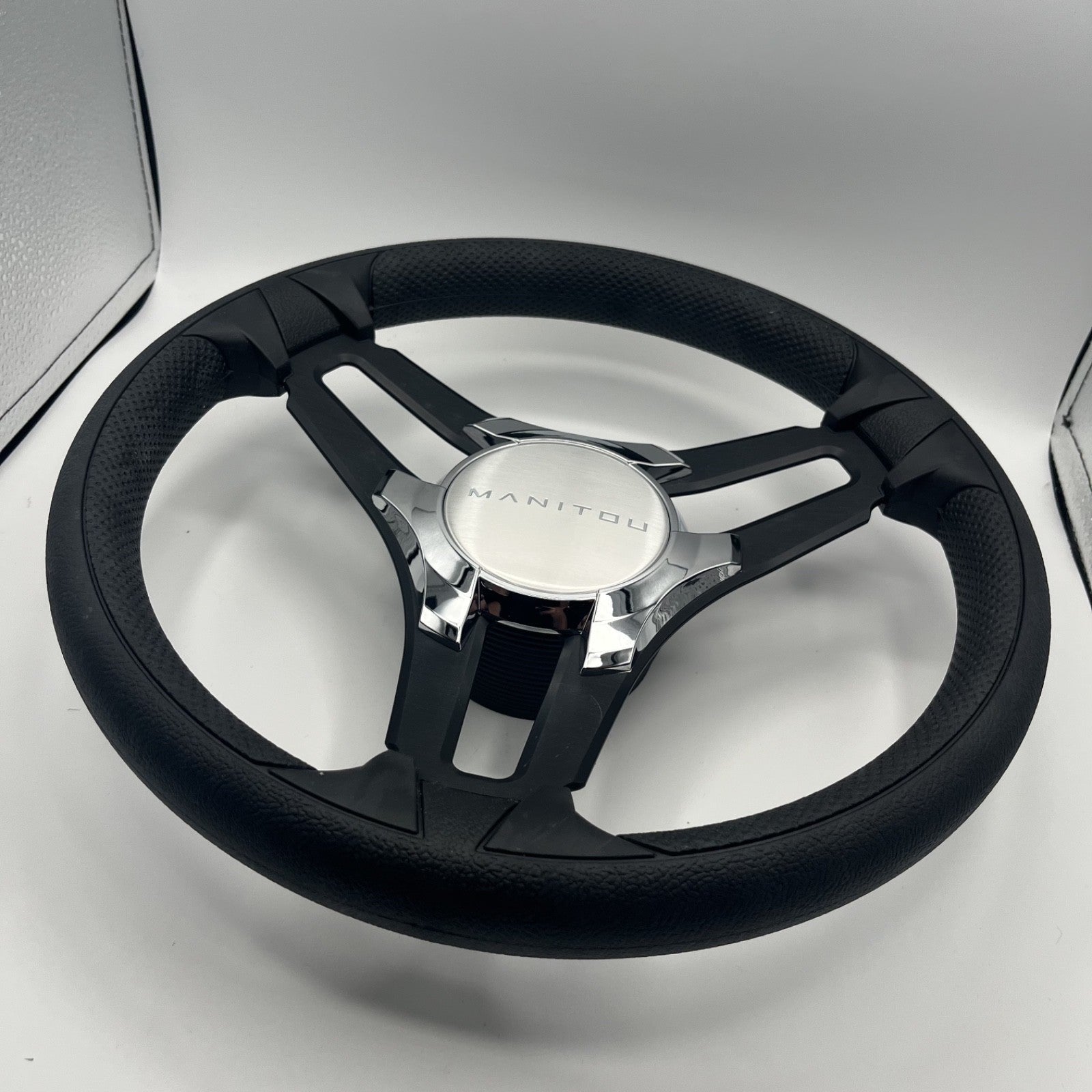 Gussi Italia Marine Steering Wheel Black Brush Metal Spokes | Manitou
