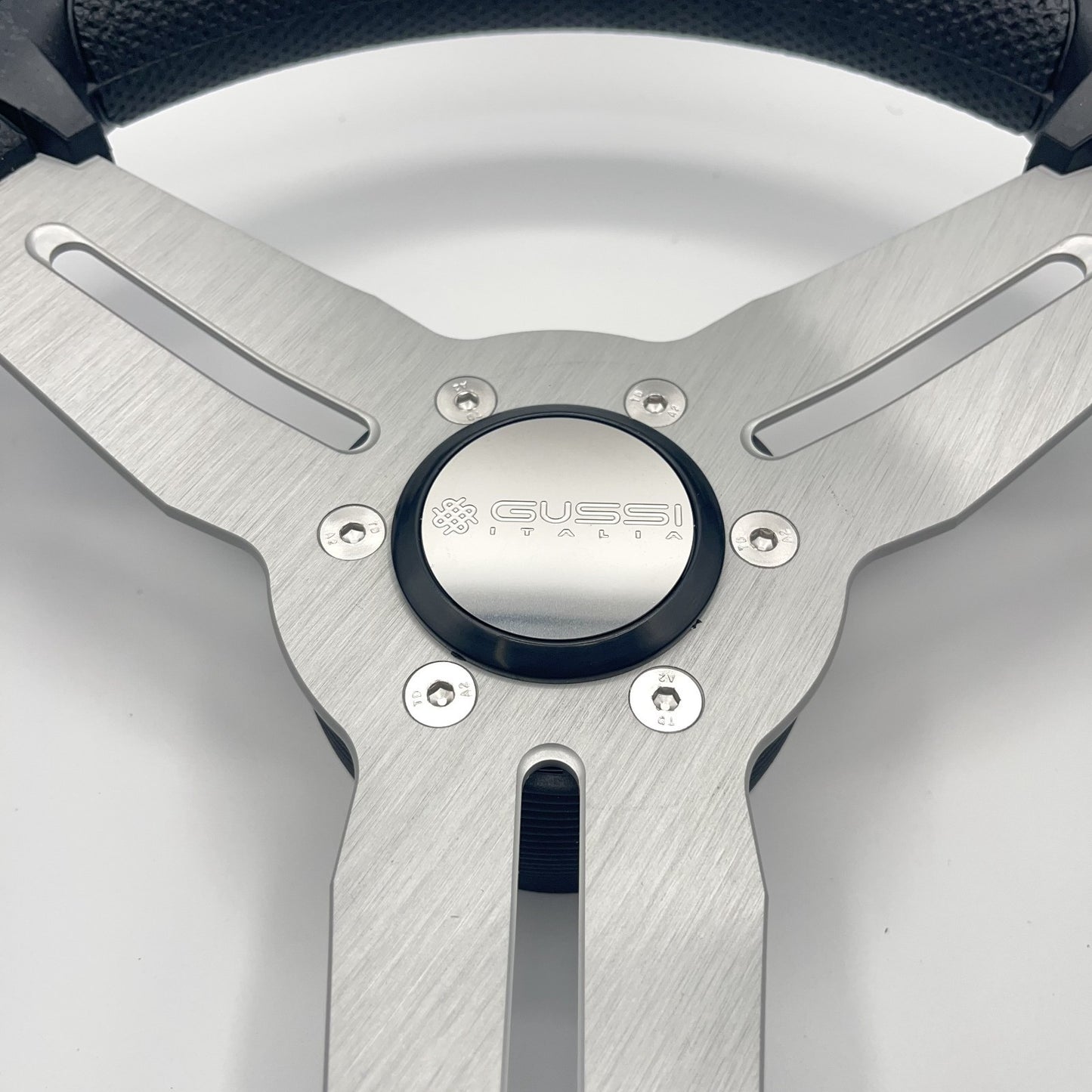 Model 15 Marine Steering Wheel Brushed Aluminum Spokes | Gussi Logo
