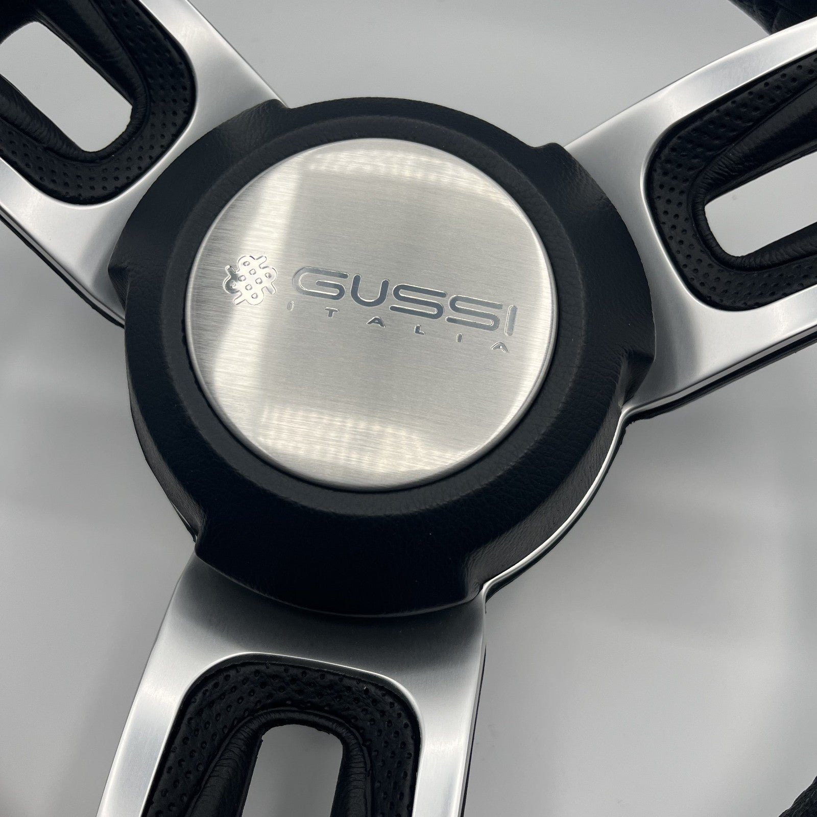 Gussi Italia Black Model 702 Steering Wheel | Gussi Italia